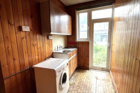42 Ascot Road, Tooting, London SW17 9JJ