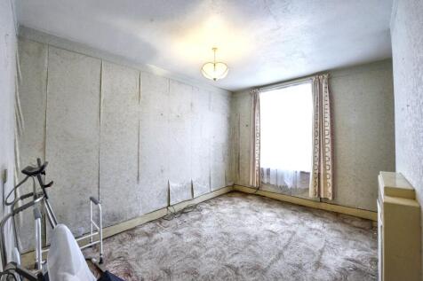 First Floor Flat,  89 Taybridge Road, Battersea, London SW11 5PX