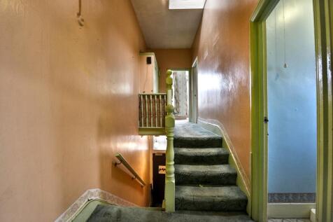 First Floor Flat,  89 Taybridge Road, Battersea, London SW11 5PX