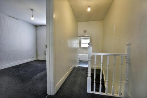 58 Carmichael Road, South Norwood, London SE25 5LX