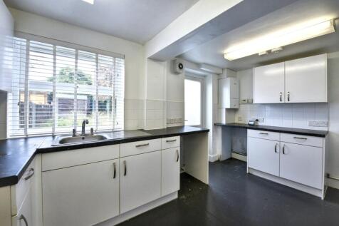 58 Carmichael Road, South Norwood, London SE25 5LX