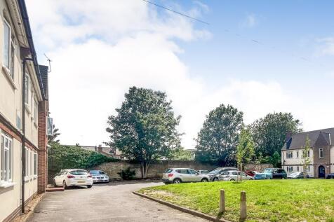 Land South Of 25-39 Drovers Road South Croydon CR2 6PR