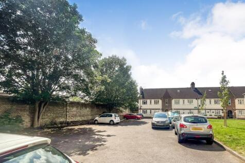 Land South Of 25-39 Drovers Road South Croydon CR2 6PR