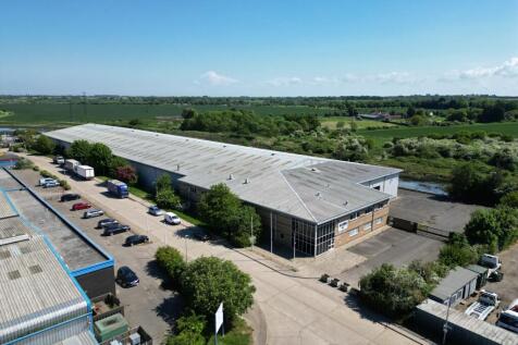 1 &amp; 2 Rochehall Way, Purdeys Industrial Estate, Rochford, Essex, SS4 1JU