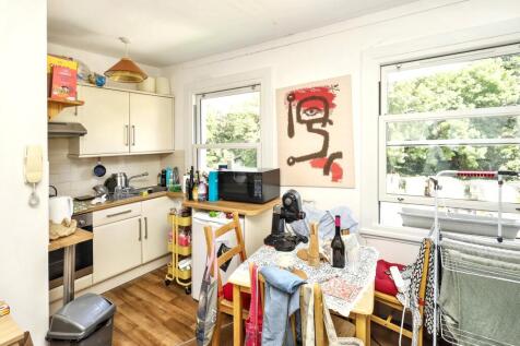 4 East View, Vale of Health, Hampstead, London NW3 1AU