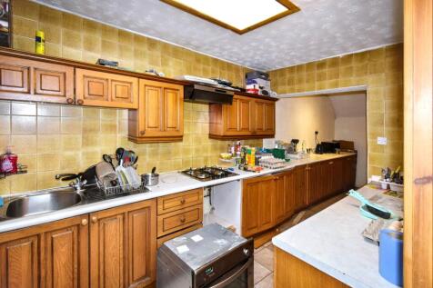 13 Langdale Avenue, Coventry, CV6 4LU