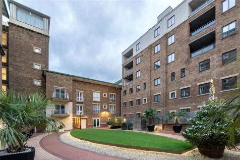 Flat 83 Mendip Court, Chatfield Road, Battersea, London, SW11 3UZ