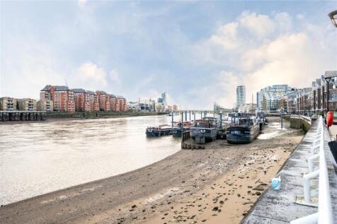 Flat 83 Mendip Court, Chatfield Road, Battersea, London, SW11 3UZ