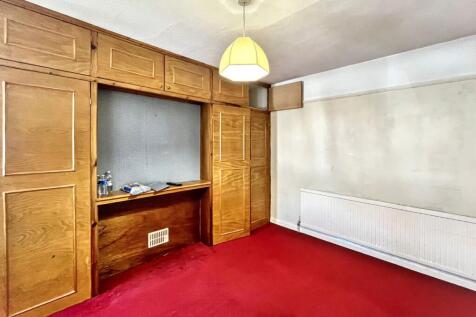 42 Greenwood Road, Mitcham, Surrey CR4 1PE