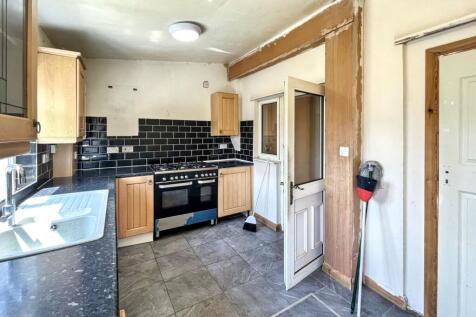 42 Greenwood Road, Mitcham, Surrey CR4 1PE
