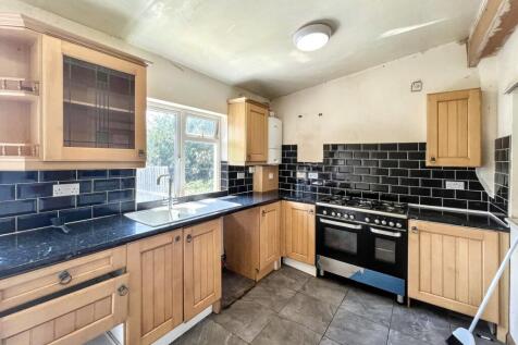42 Greenwood Road, Mitcham, Surrey CR4 1PE