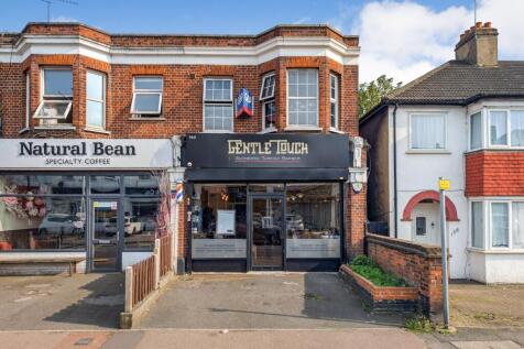 160 Heath Park Road, Gidea Park, Romford, Essex, RM2 5XL