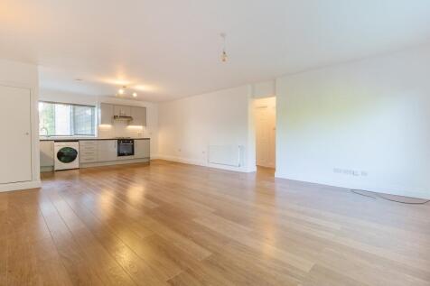 15 St Anna&#39;s Court, Hendon, London NW4 4QY