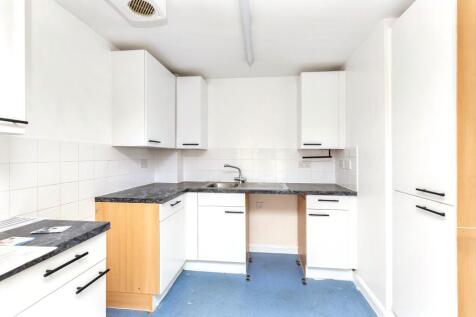 Flat 33, Elizabeth Jennings Way, Oxford, Oxfordshire, OX2 7EJ