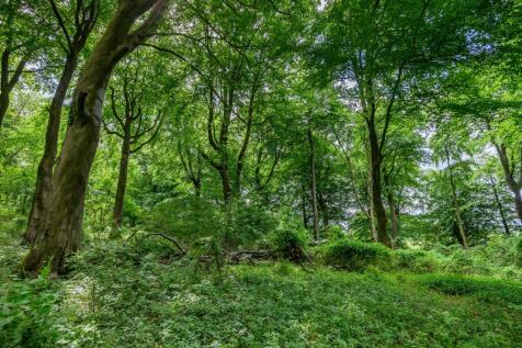 Land at Cleeve Hill, Cheltenham, GL54 4EU