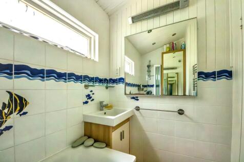 Dove Chalet W11, Branscombe Beach, Devon EX12 3DP