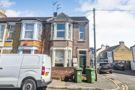 52a Alexandra Road, Sheerness, Kent, ME12 2AS