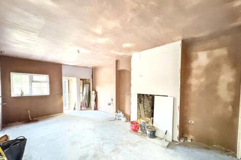 17 Cherry Lane, Wootton, DN39 6RL