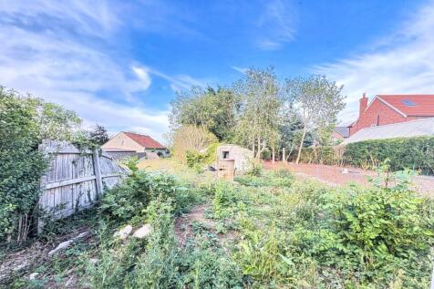 17 Cherry Lane, Wootton, DN39 6RL