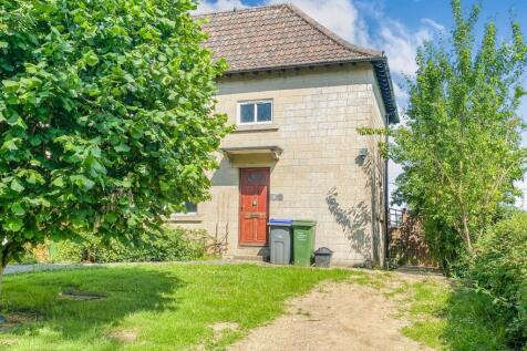 3 Seagry Hill, Sutton Benger, Wiltshire, SN15 4SA