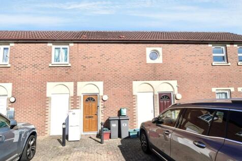 14 Routh Court, Feltham, TW14 8SJ