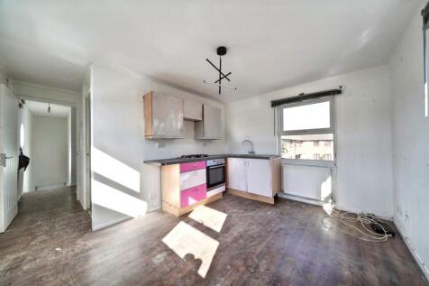 14 Routh Court, Feltham, TW14 8SJ