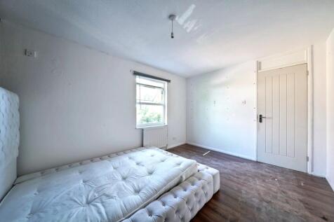 14 Routh Court, Feltham, TW14 8SJ