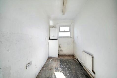 14 Routh Court, Feltham, TW14 8SJ