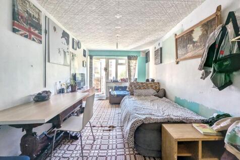 4 Brutus Court, Cottington Close, Kennington, London, SE11 4SD