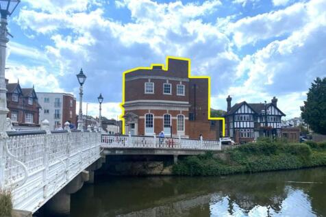 100 High Street, Tonbridge, TN9 1AN