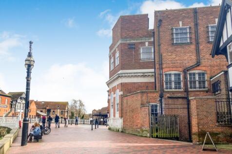 100 High Street, Tonbridge, TN9 1AN