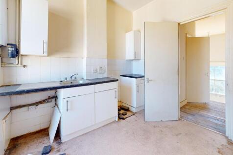52C Farleigh Road, Stoke Newington, London, N16 7TQ