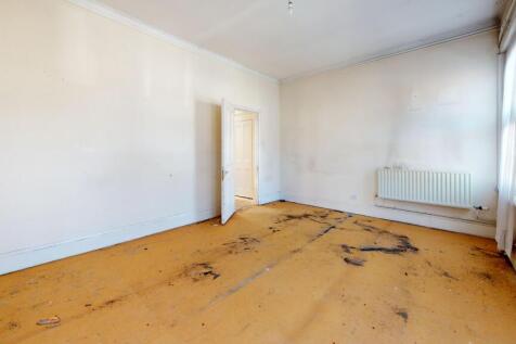 Flat B, 83 Cavendish Road, Clapham, London, SW12 0BN
