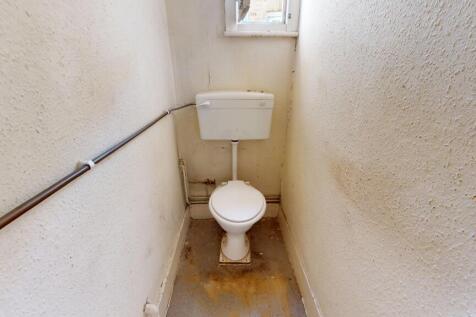 Flat B, 83 Cavendish Road, Clapham, London, SW12 0BN