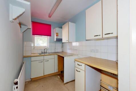 Flat 5, 136 Earls Court Road, Kensington, London, W8 6QL