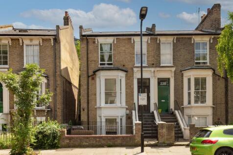 Flat A, 24 Montague Road, Hackney, London, E8 2HW