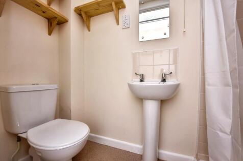 9A Oulton Hall, Marine Parade, Claton-on-Sea CO15 6JU