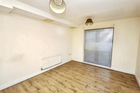 Flat 2 Invito House, 107 Bramley Crescent, Ilford, IG2 6JS