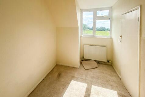 34 Clyffe Pypard, Swindon, Wiltshire, SN4 7PY