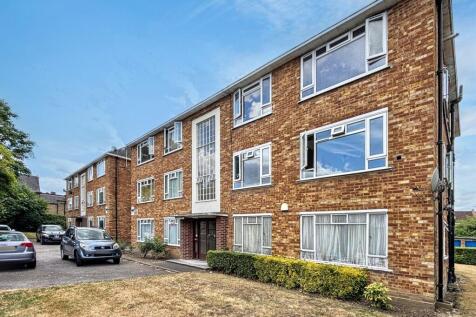 14 Windsor Court, Friern Barnet Lane, New Southgate, London N11 3LY