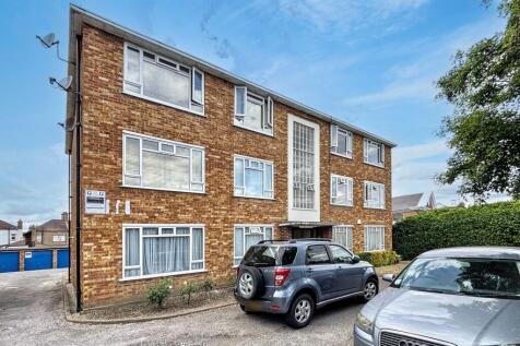 14 Windsor Court, Friern Barnet Lane, New Southgate, London N11 3LY