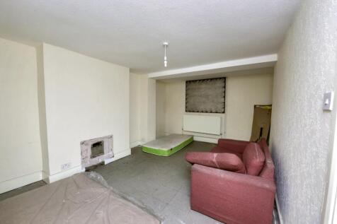 75 Peckham Road, Camberwell, London SE5 8UH