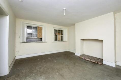 75 Peckham Road, Camberwell, London SE5 8UH