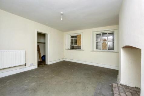 75 Peckham Road, Camberwell, London SE5 8UH