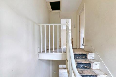 46a and 46b Bromar Road, East Dulwich London SE5 8DL