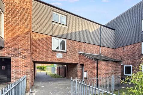 171 Medora Road, Romford, Essex RM7 7ET