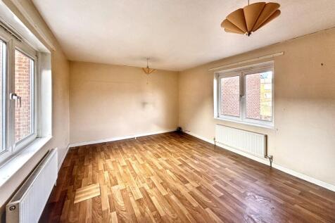 171 Medora Road, Romford, Essex RM7 7ET