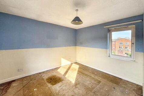 171 Medora Road, Romford, Essex RM7 7ET