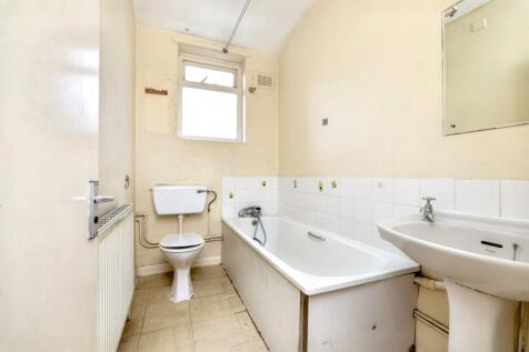 21 A &amp; B Reginald Road, Forest Gate, London E7 9HS