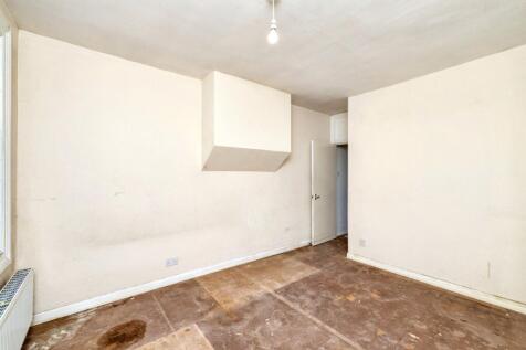 21 A &amp; B Reginald Road, Forest Gate, London E7 9HS